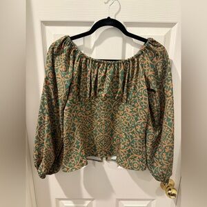 Pinup Couture NWOT green and gold peasant top Large
